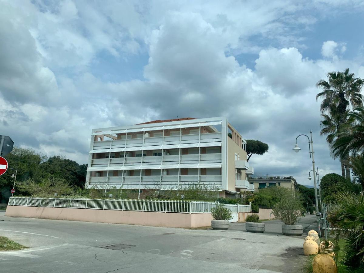 Casa Sul Mare- House On The Sea- Versilia Marina di Pietrasanta Dış mekan fotoğraf